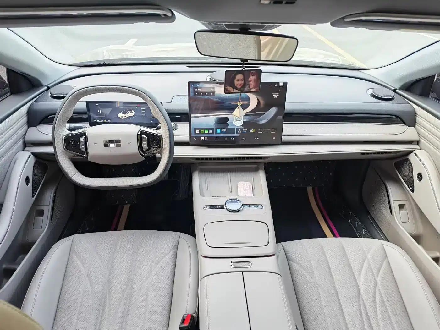 Galaxy Star 8 2025 Model 130km EM-i Premium Edition — миниатюра 9
