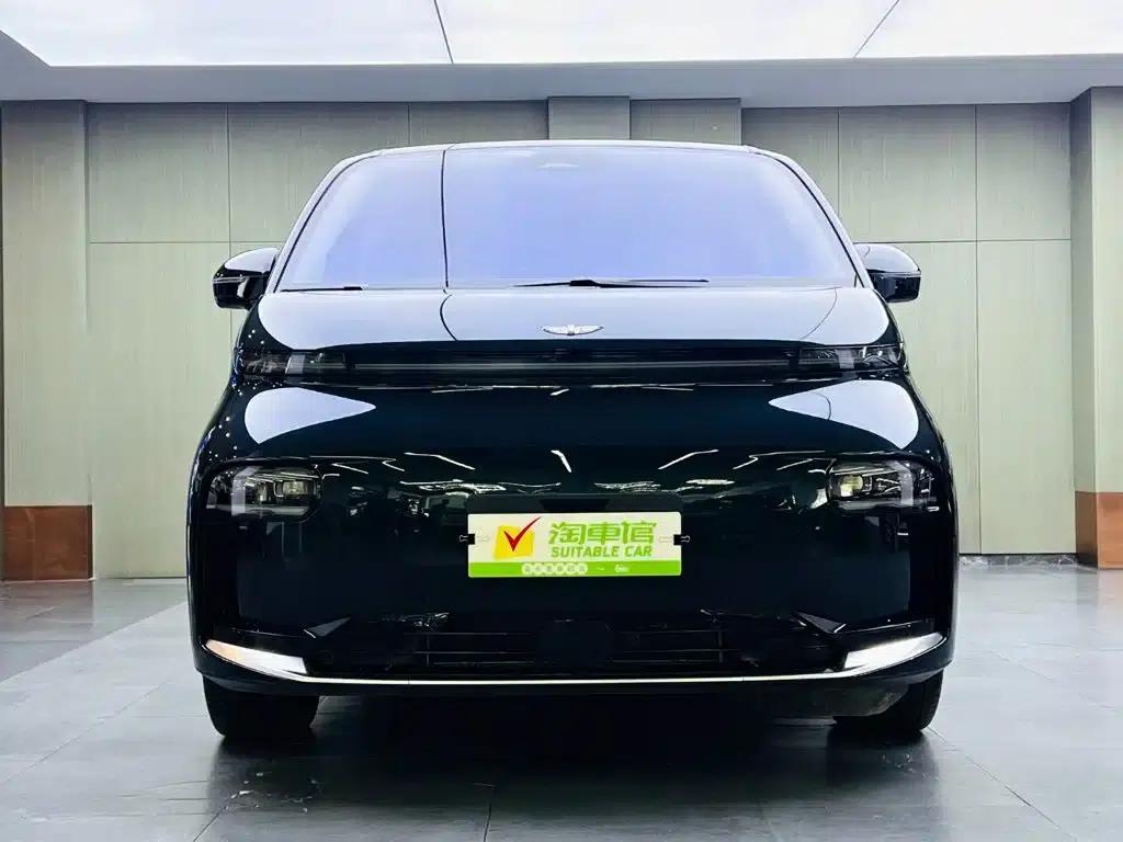 Yizhen L380 2025 Model 805km Flagship Edition 4WD — миниатюра 2