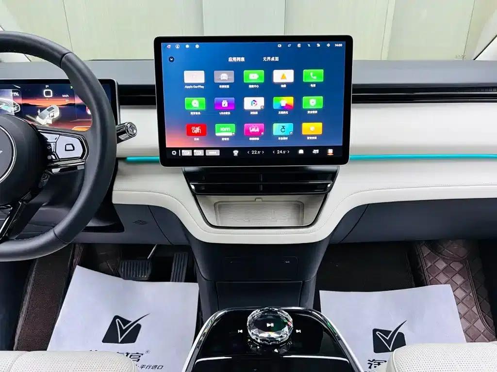 Yizhen L380 2025 Model 805km Flagship Edition 4WD — миниатюра 12