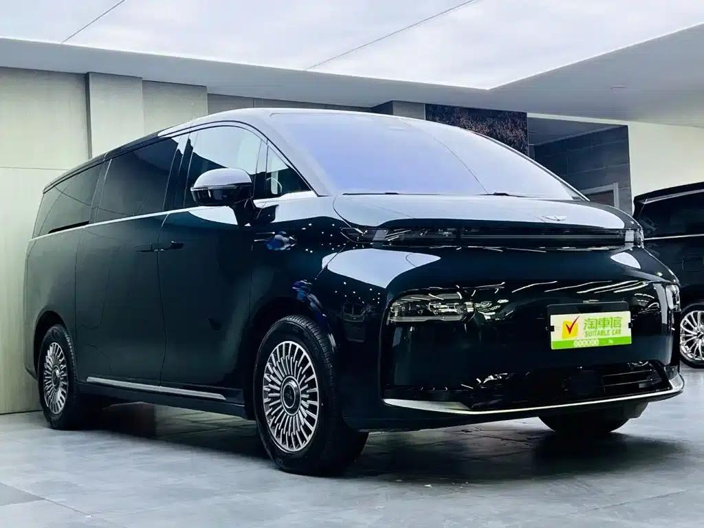 Yizhen L380 2025 Model 805km Flagship Edition 4WD — миниатюра 3