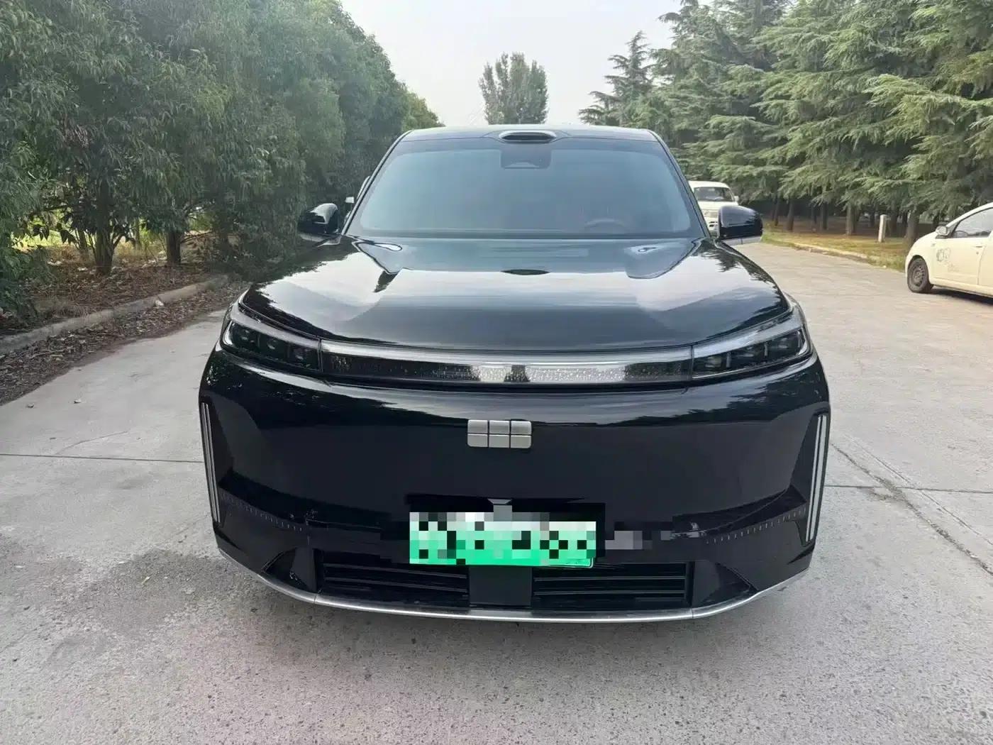 Galaxy M9 2025 210km/h AWD Navigator Edition — миниатюра 2