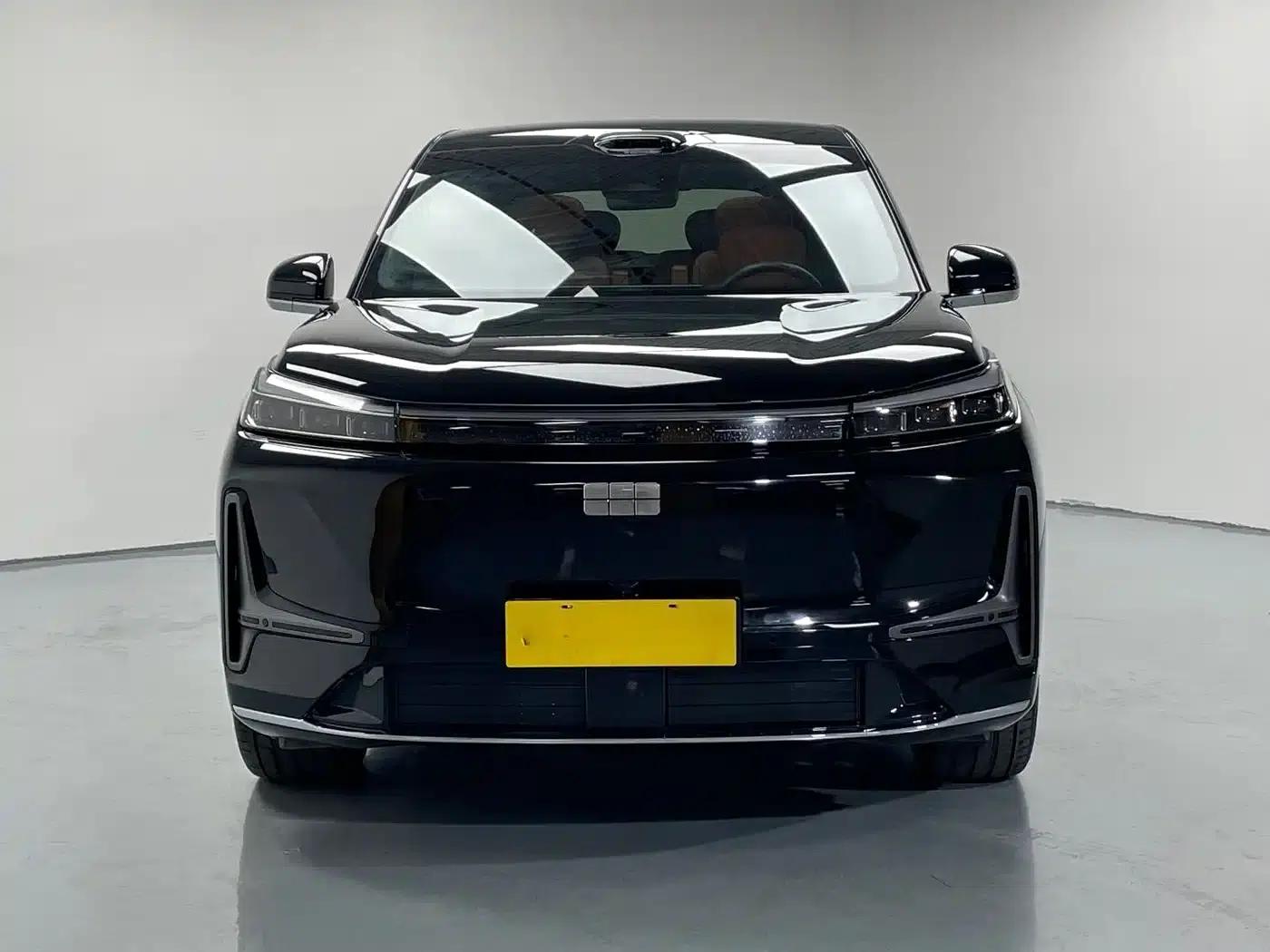 Galaxy M9 2025 210km/h AWD Navigator Edition — миниатюра 2
