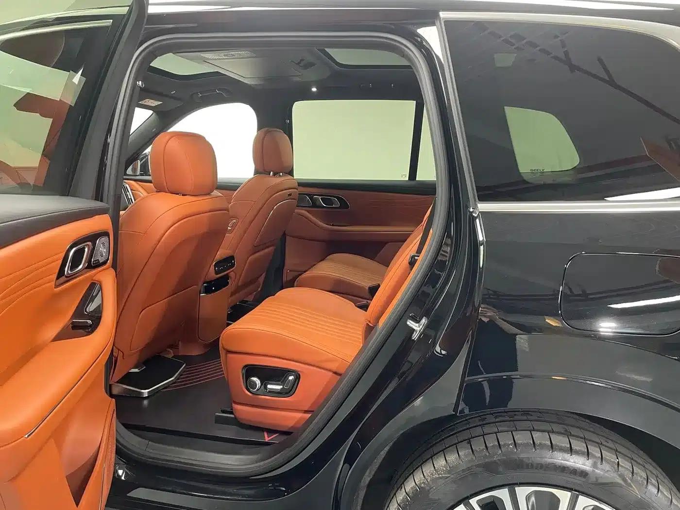 Galaxy M9 2025 210km/h AWD Navigator Edition — миниатюра 13