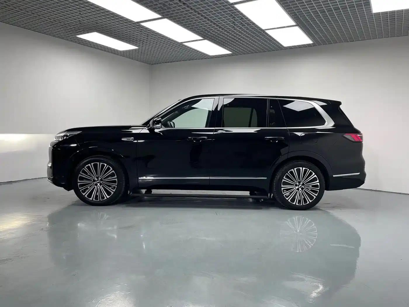 Galaxy M9 2025 210km/h AWD Navigator Edition — миниатюра 4
