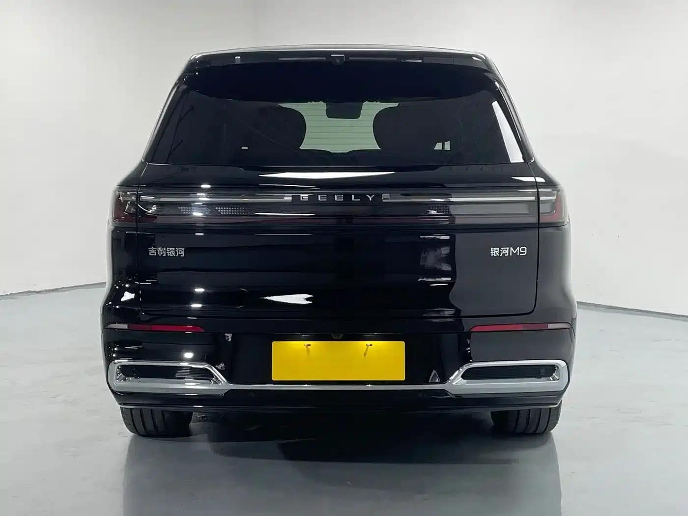 Galaxy M9 2025 210km/h AWD Navigator Edition — миниатюра 8