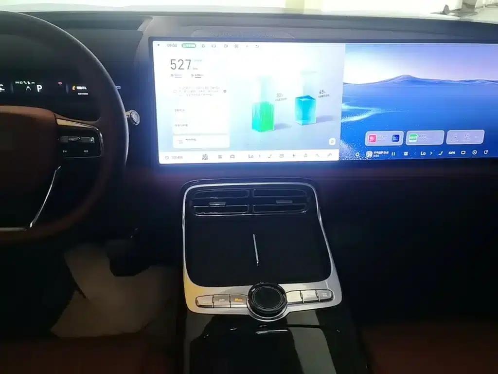 Galaxy M9 2025 210km/h AWD Navigator Edition — миниатюра 13