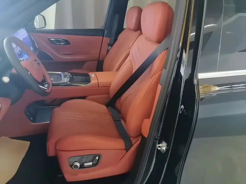 Galaxy M9 2025 210km/h AWD Navigator Edition — миниатюра 15