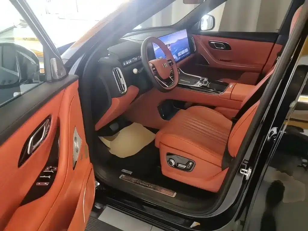 Galaxy M9 2025 210km/h AWD Navigator Edition — миниатюра 16