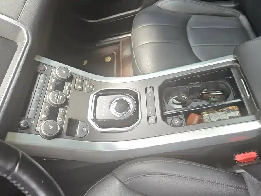 Range Rover Evoque 2018 240PS SE Smart Edition — миниатюра 16