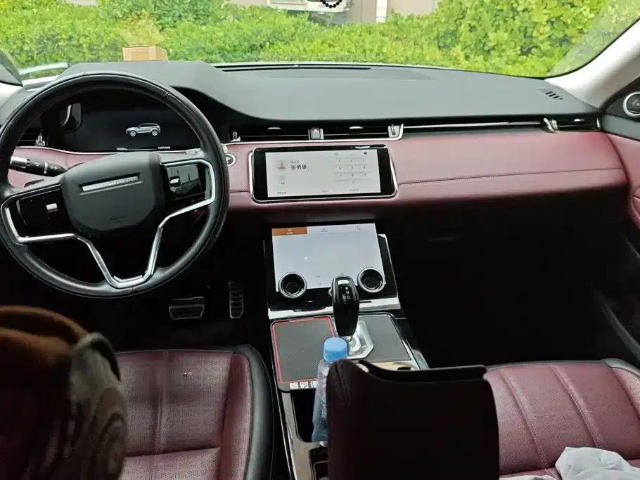 Range Rover Evoque 2021 Model: Evoque L 249PS R-Dynamic First Edition — миниатюра 12