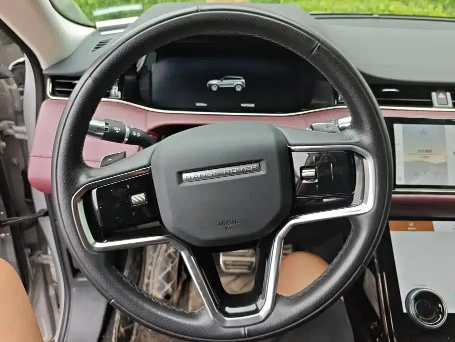 Range Rover Evoque 2021 Model: Evoque L 249PS R-Dynamic First Edition — миниатюра 15