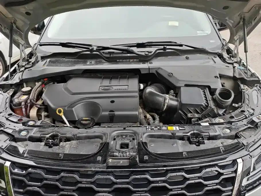 Range Rover Evoque 2021 Model: Evoque L 249PS R-Dynamic First Edition — миниатюра 10