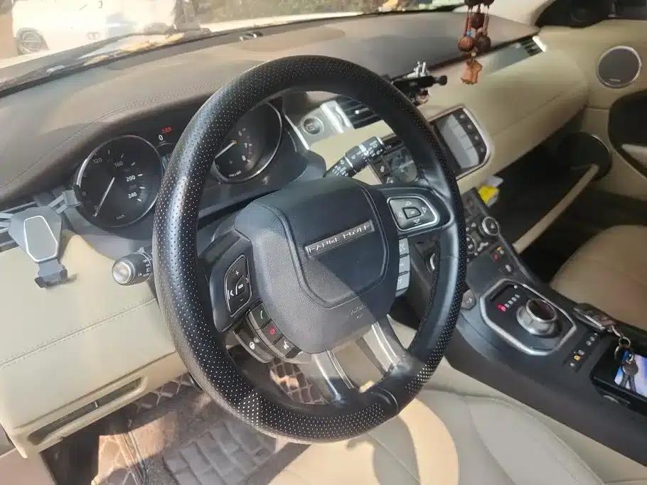 Range Rover Evoque 2016 2.0T SE Smart Edition — миниатюра 15