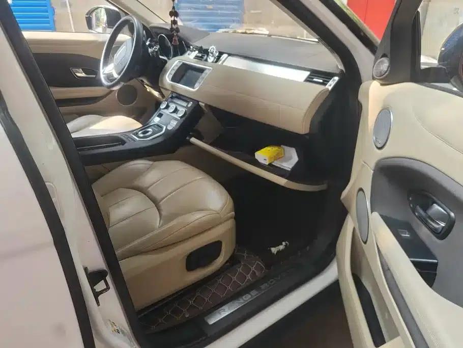 Range Rover Evoque 2016 2.0T SE Smart Edition — миниатюра 8