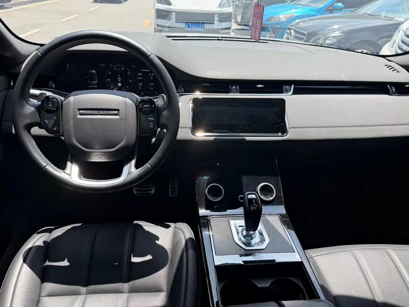 Range Rover Evoque 2020 249PS R-DYNAMIC SE Sport Tech Edition — миниатюра 4