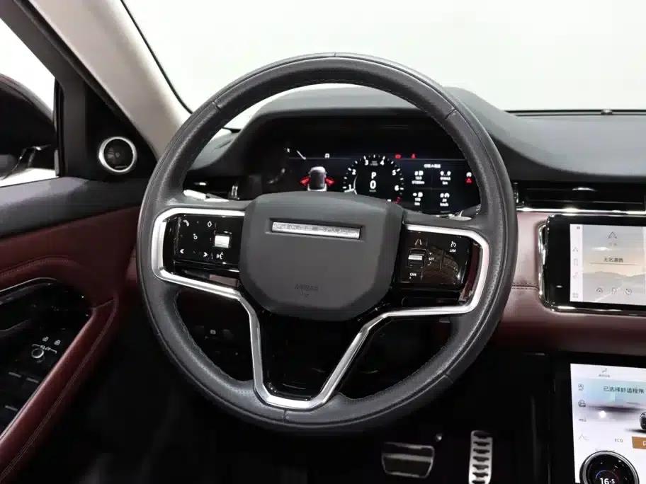 Range Rover Evoque 2021 Model: Evoque L 249PS R-Dynamic First Edition — миниатюра 12