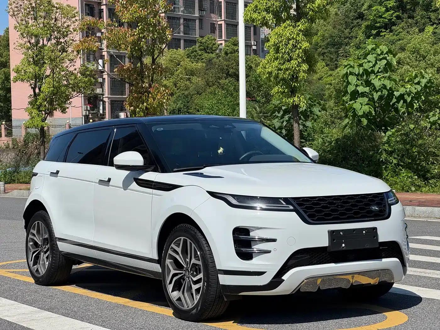 Range Rover Evoque 2023 Model, Evoque L 249PS Luxury Edition — миниатюра 3