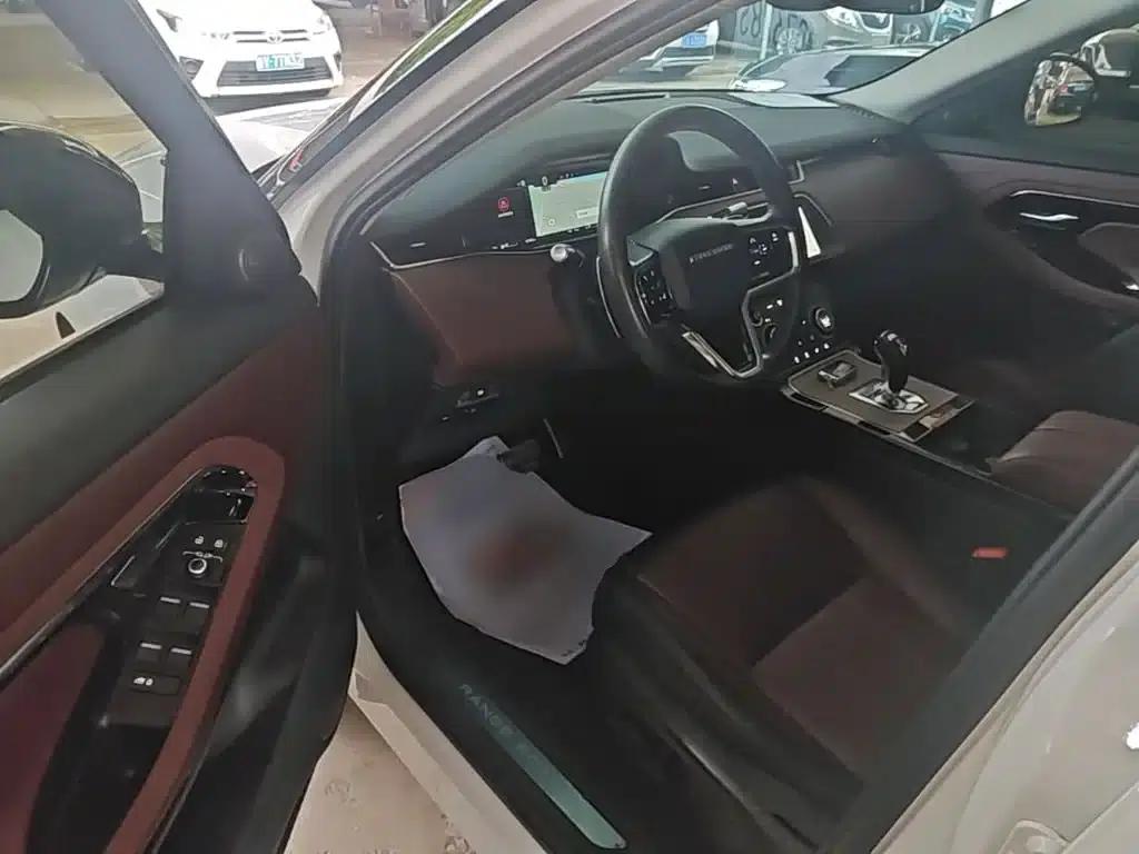Range Rover Evoque 2021 Model: Evoque L 249PS R-Dynamic HSE Luxury Edition — миниатюра 16