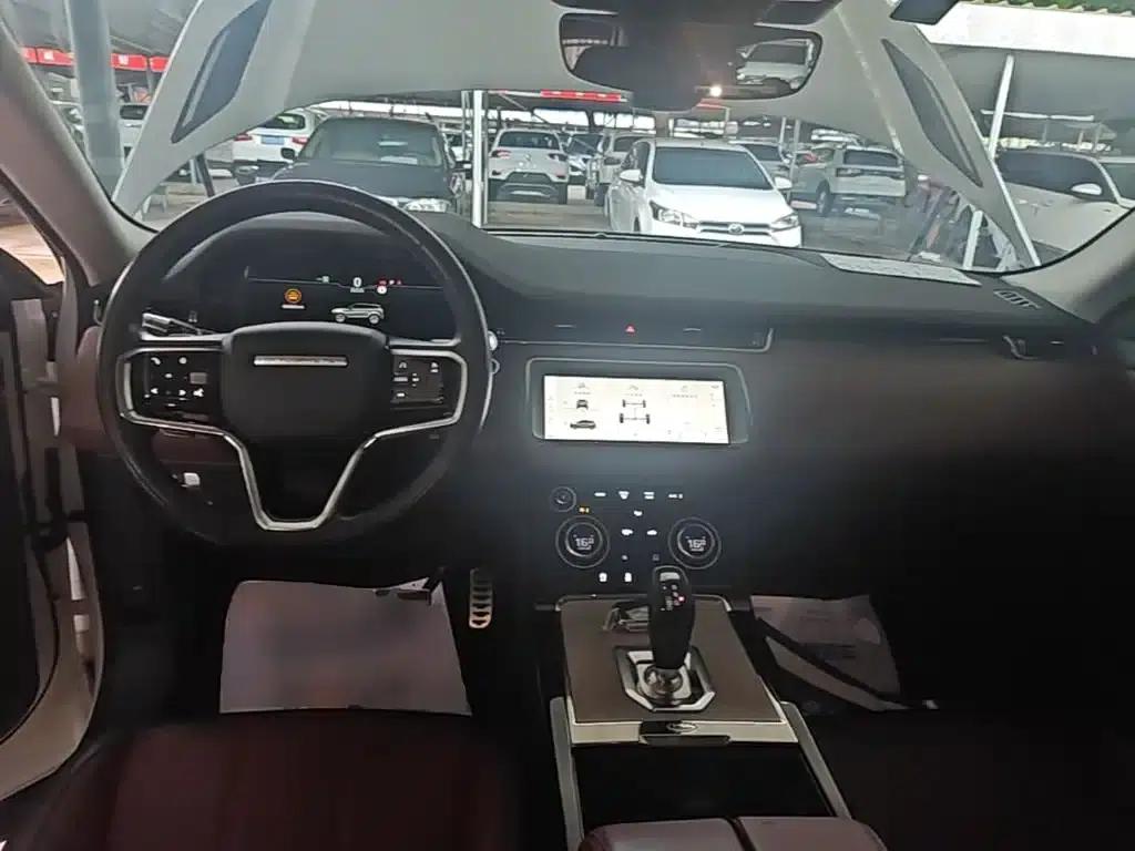 Range Rover Evoque 2021 Model: Evoque L 249PS R-Dynamic HSE Luxury Edition — миниатюра 10