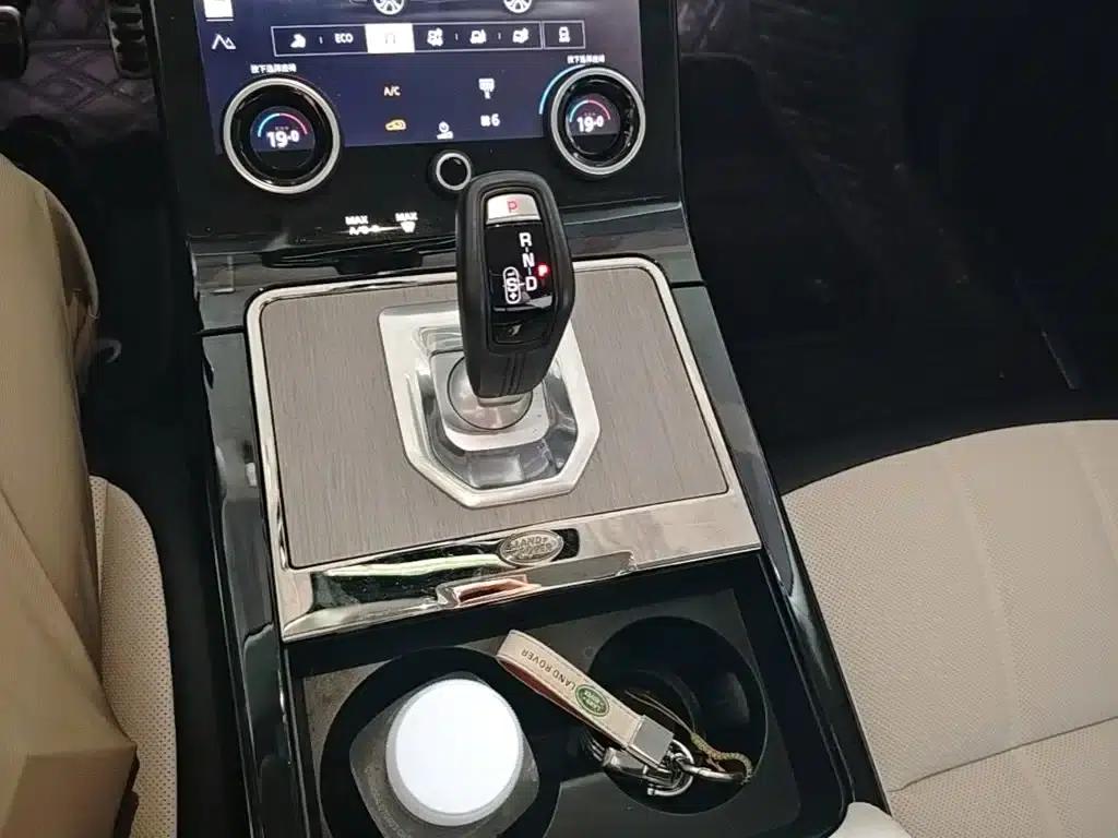 Range Rover Evoque 2023 Model, Evoque L 249PS Luxury Edition — миниатюра 14