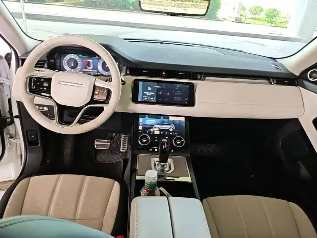 Range Rover Evoque 2023 Model, Evoque L 249PS Luxury Edition — миниатюра 10