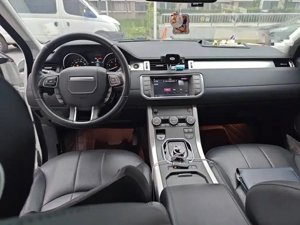 Range Rover Evoque 2018 240PS Pure Luxury Edition — миниатюра 13