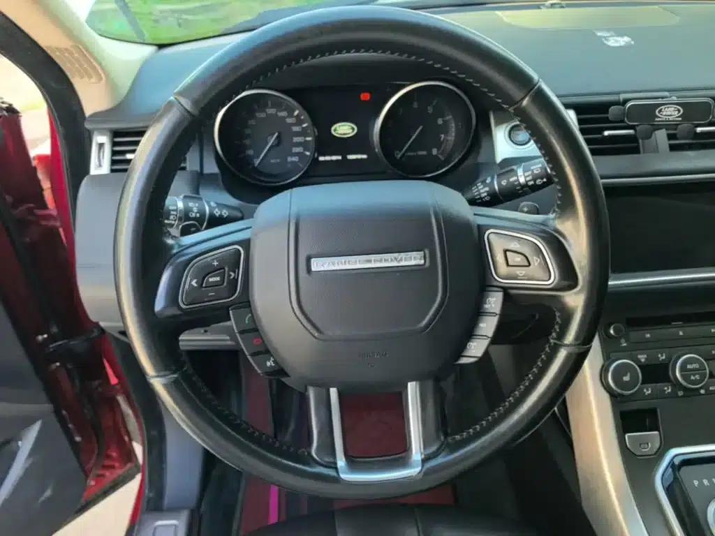 Range Rover Evoque 2015 2.0T 5-Door Smart Edition — миниатюра 11