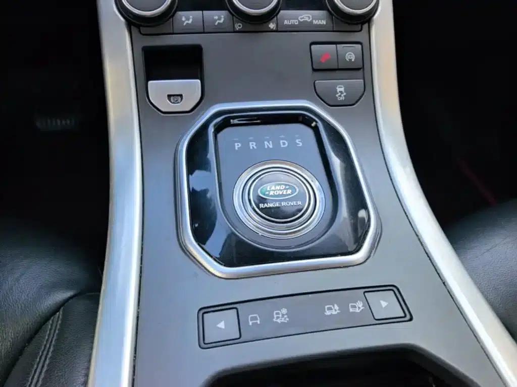 Range Rover Evoque 2015 2.0T 5-Door Smart Edition — миниатюра 14