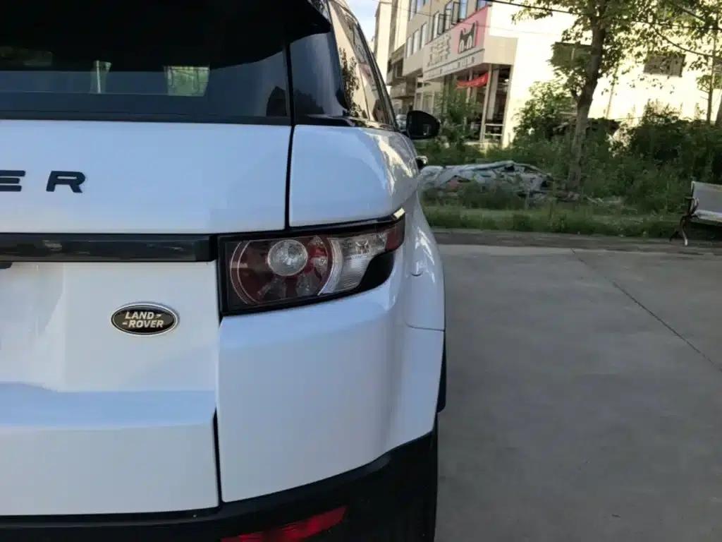 Range Rover Evoque 2015 2.0T 5-Door Smart Edition — миниатюра 8