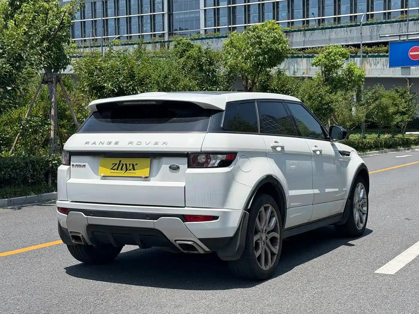 2014 Range Rover Evoque Imported 2.0T 5-Door Premium Edition — миниатюра 7