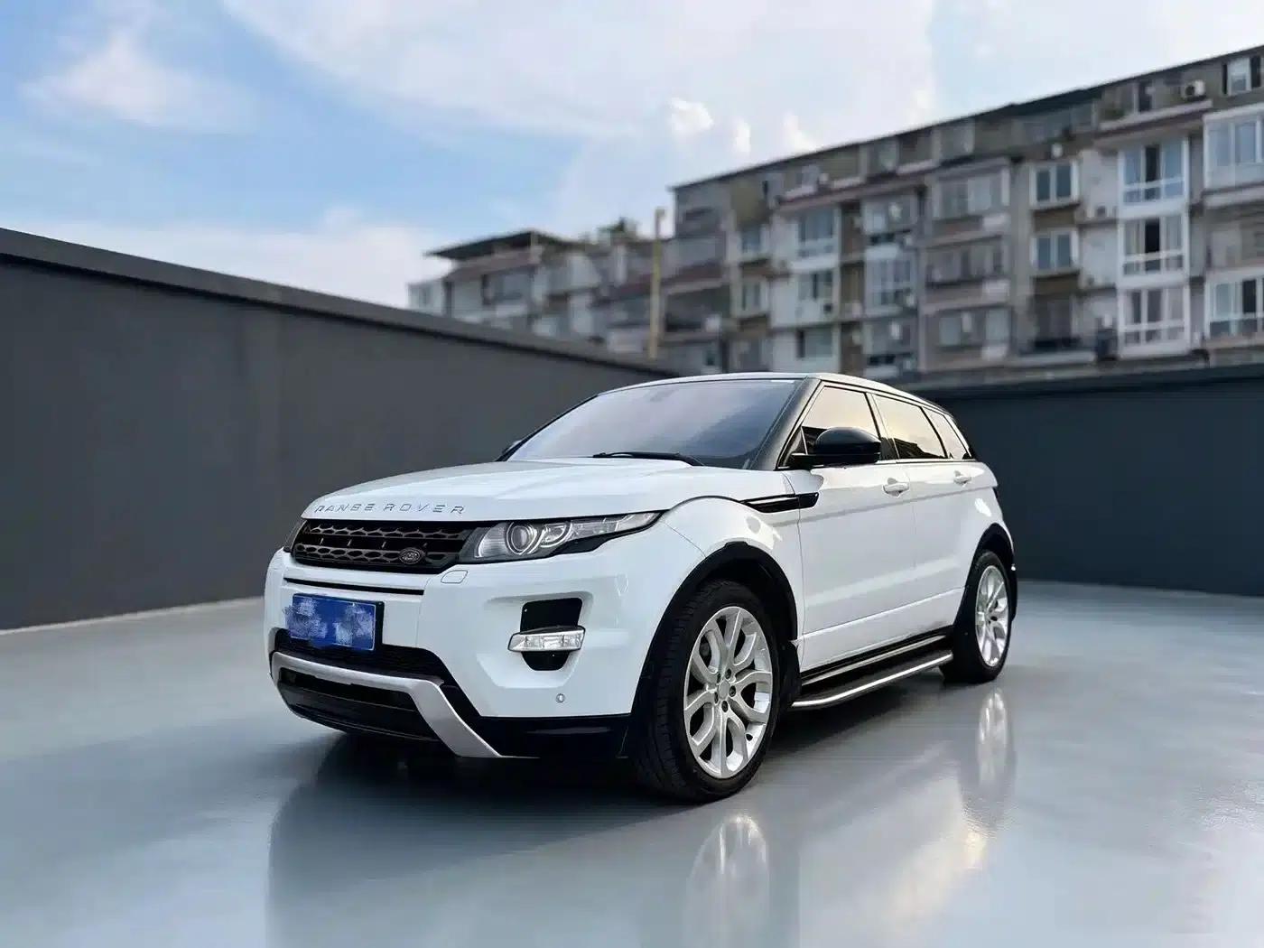 Range Rover Evoque (Imported) 2015 2.0T 5-Door Premium Edition — миниатюра 1