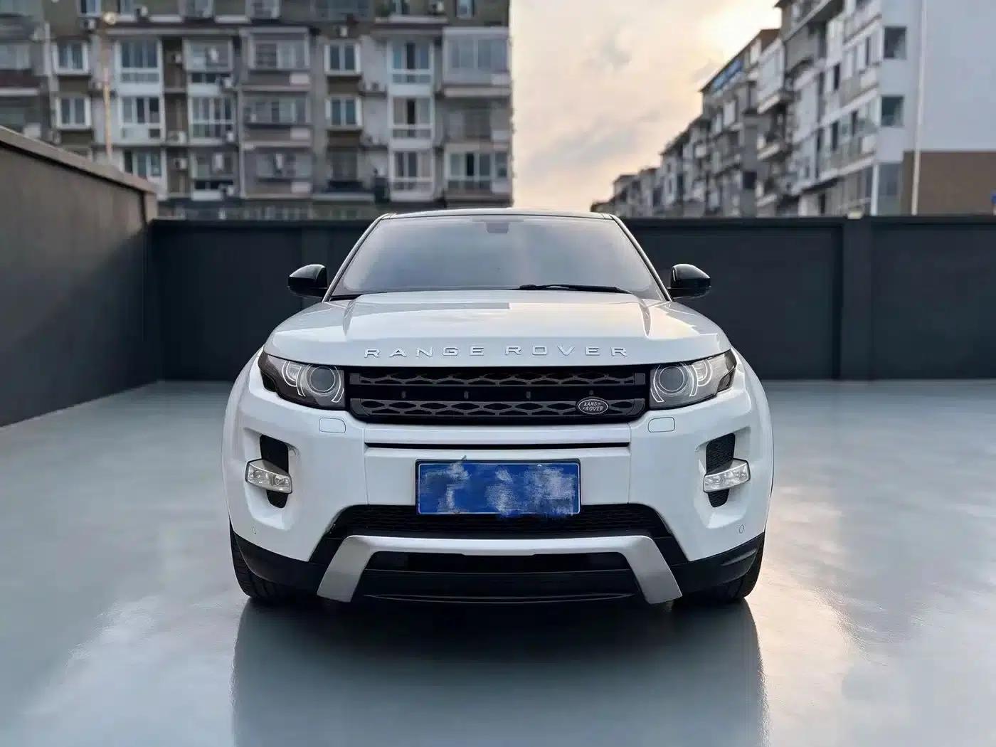 Range Rover Evoque (Imported) 2015 2.0T 5-Door Premium Edition — миниатюра 2