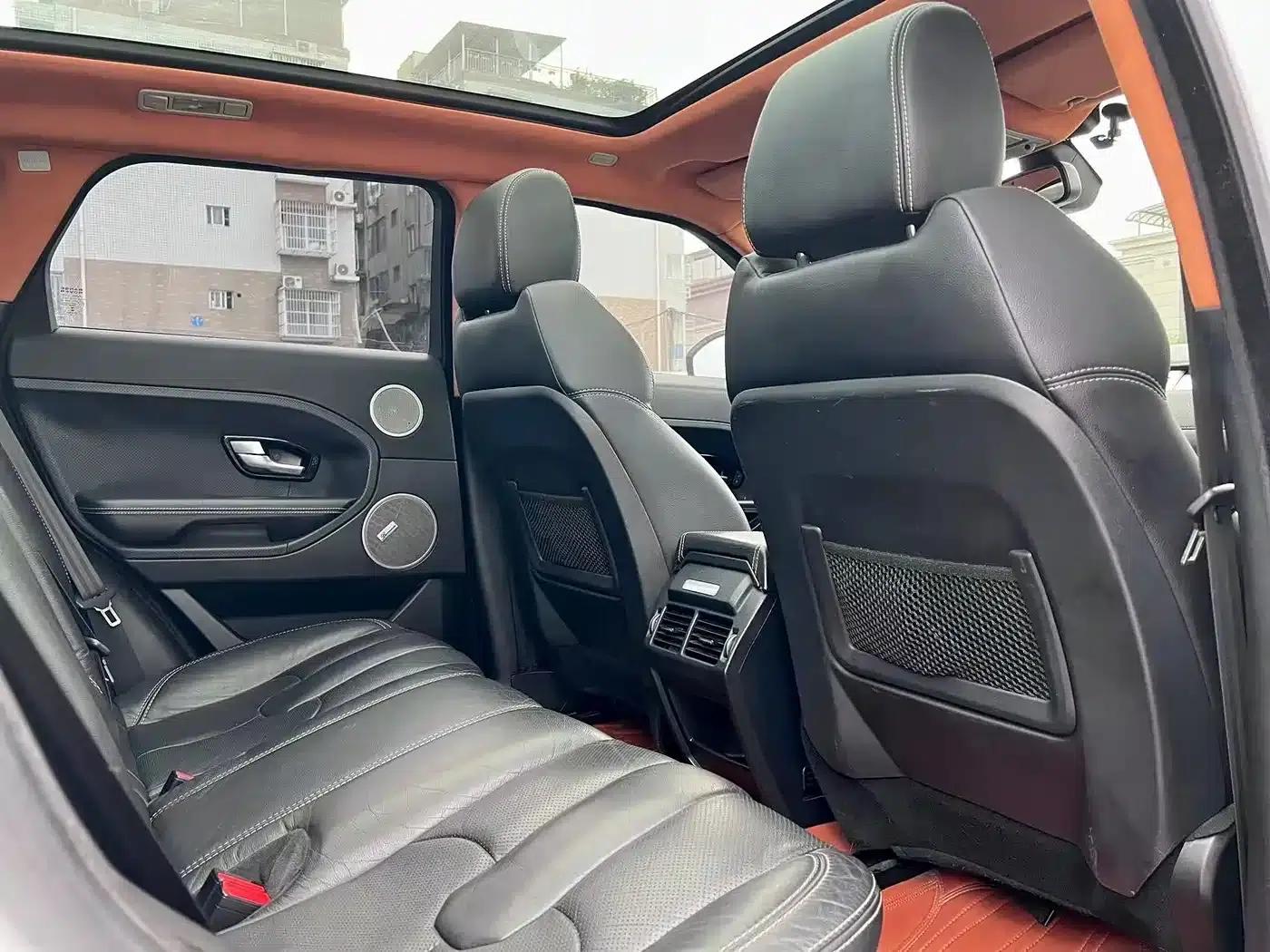 Range Rover Evoque (Imported) 2015 2.0T 5-Door Premium Edition — миниатюра 15