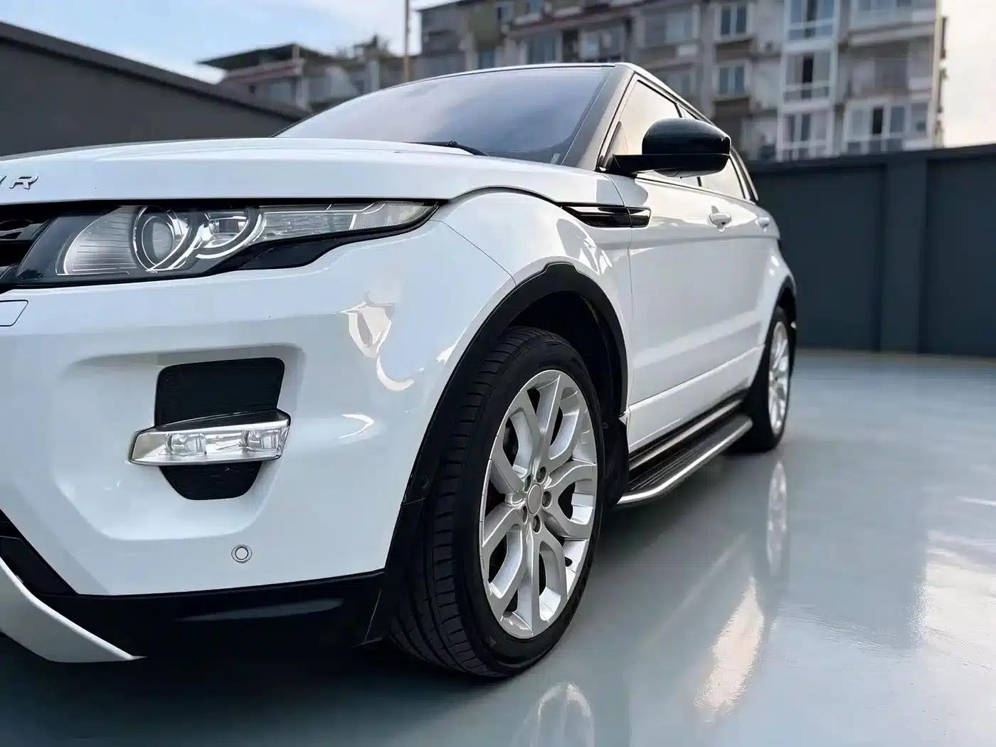 Range Rover Evoque (Imported) 2015 2.0T 5-Door Premium Edition — миниатюра 7