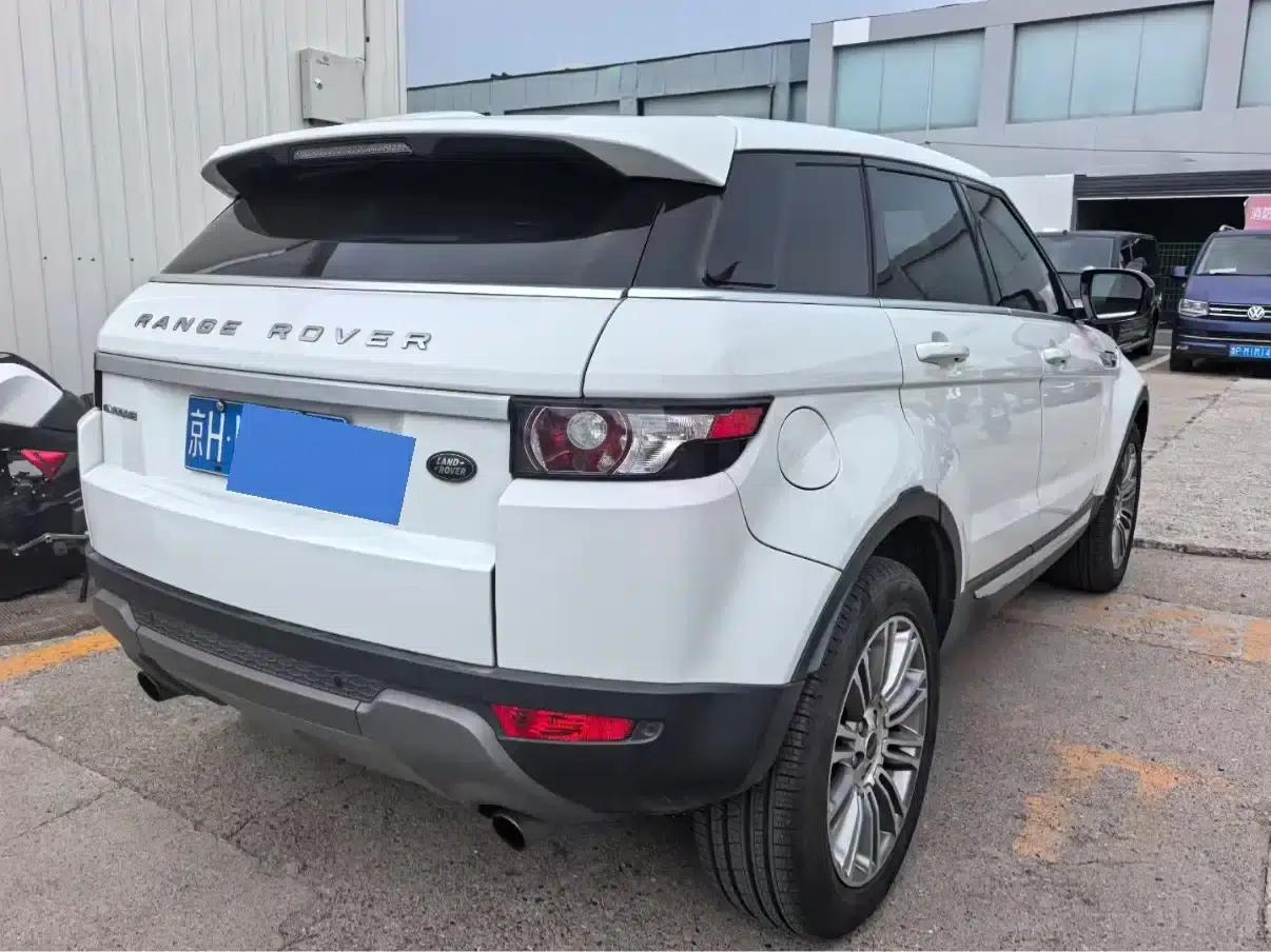 2012 Range Rover Evoque 2.0T 5-Door Dynamic Edition (Imported) — миниатюра 7