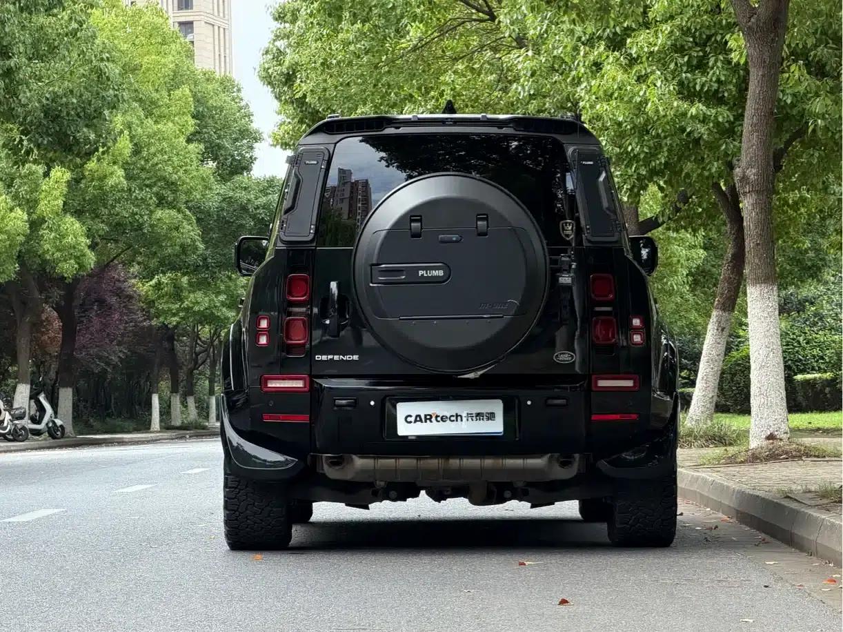 2024 Land Rover Defender 110 3.0T P400 XS — миниатюра 4