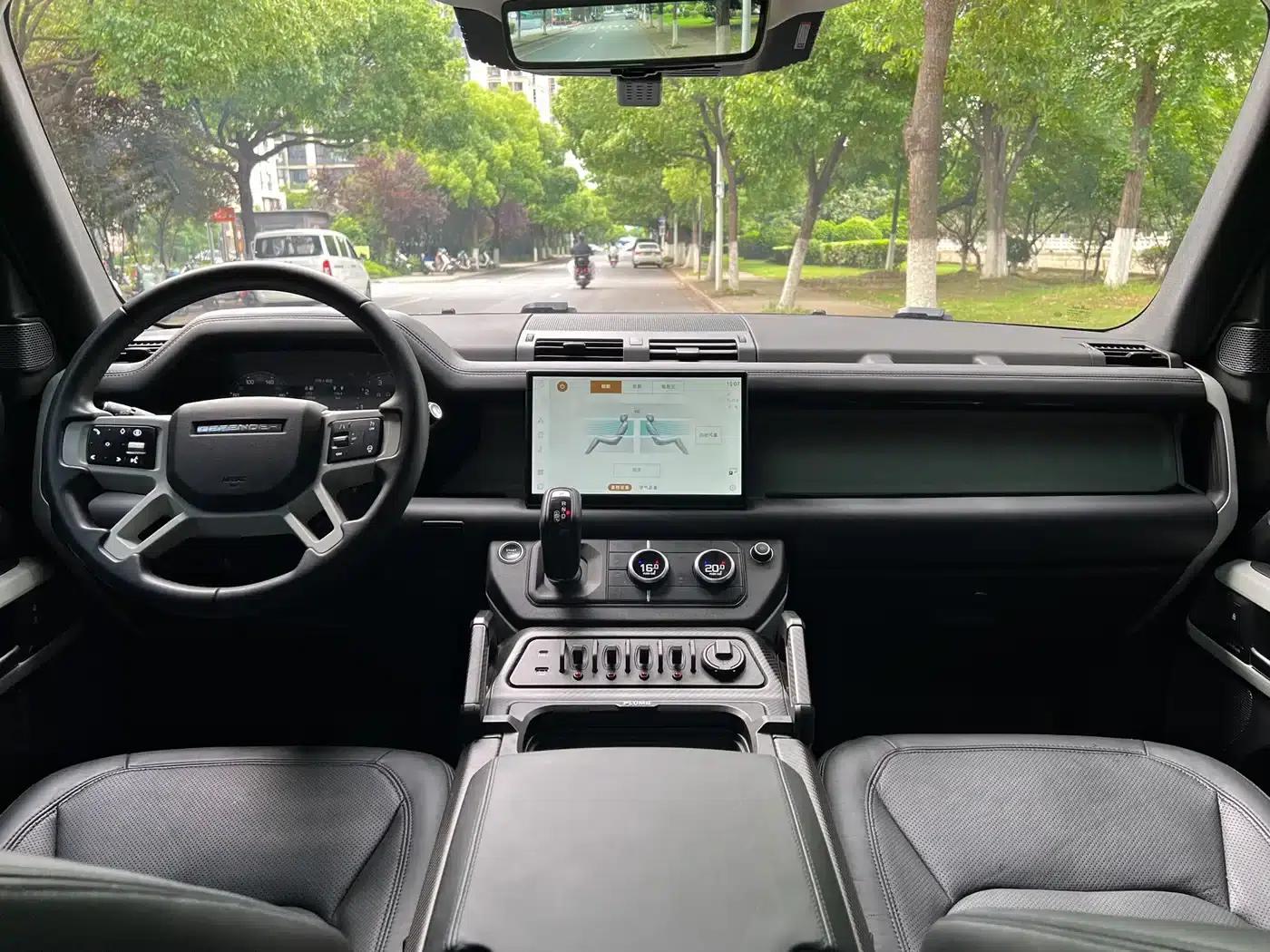 2024 Land Rover Defender 110 3.0T P400 XS — миниатюра 8