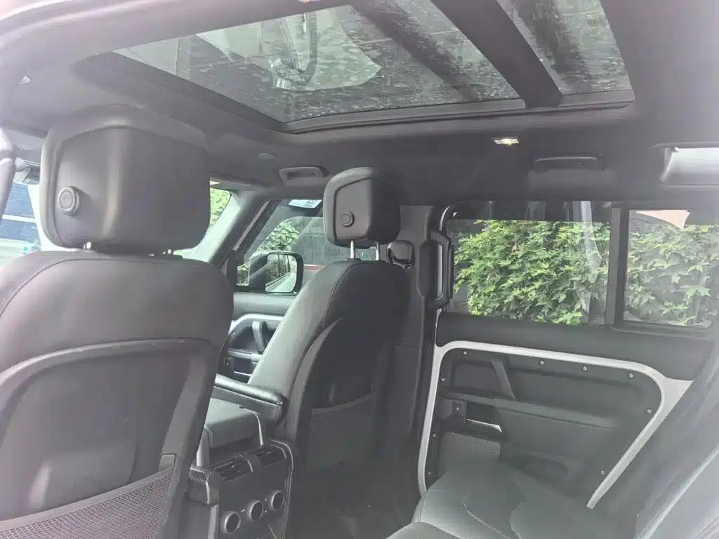 2023 Land Rover Defender Facelift 110 5.0T V8 — миниатюра 6