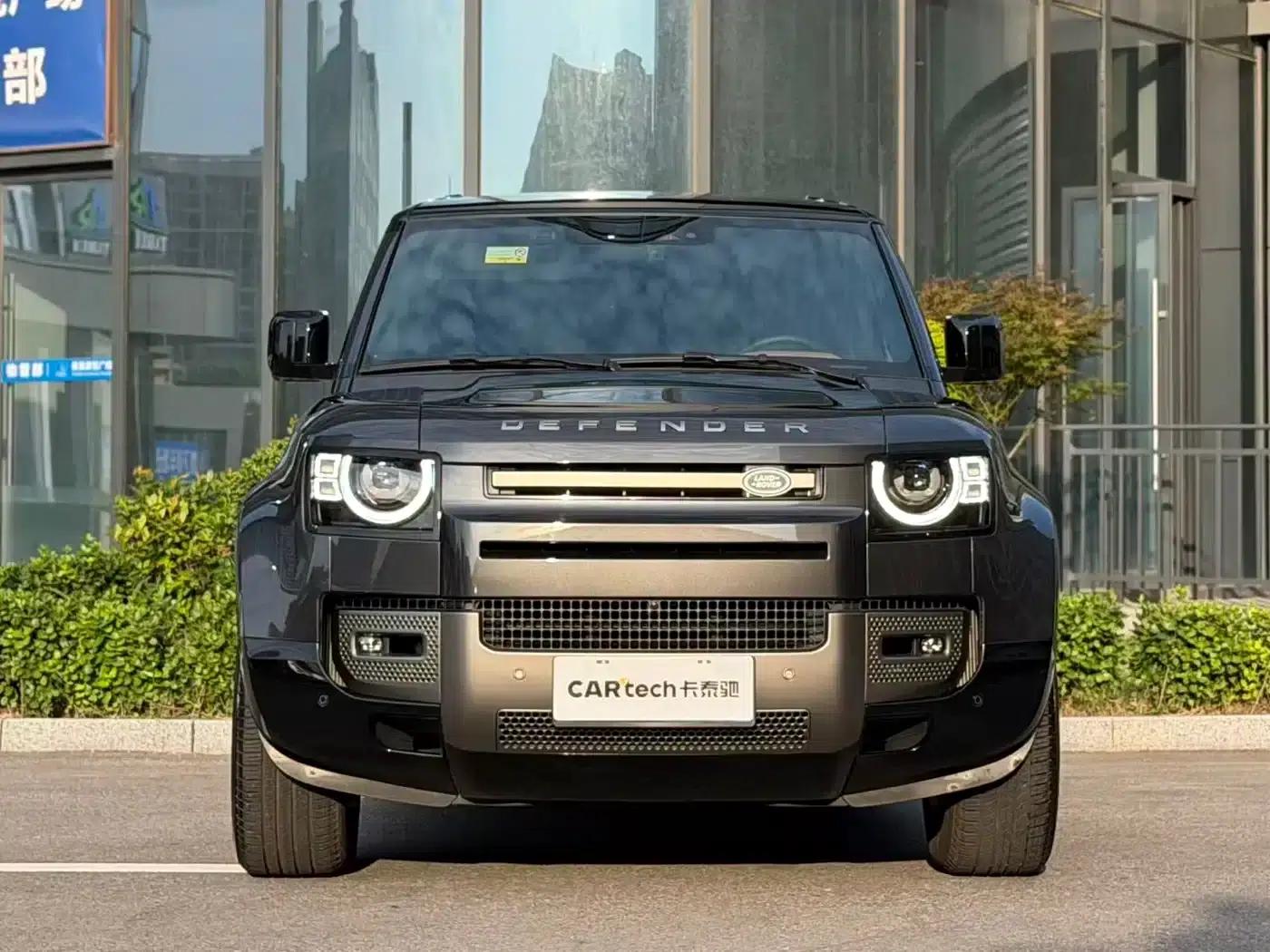 2024 Land Rover Defender 110 3.0T P400 X-DYNAMIC HSE — миниатюра 2