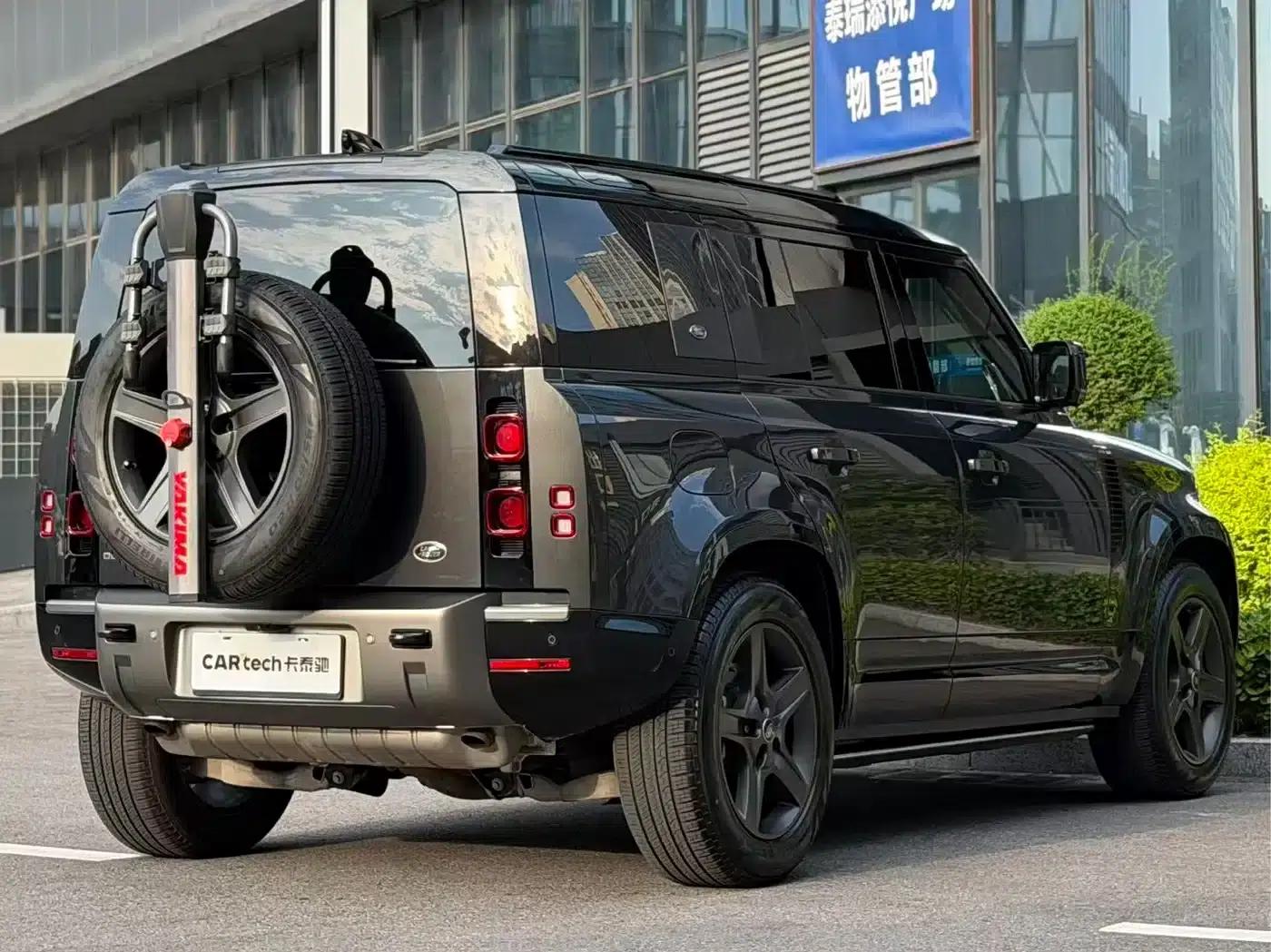 2024 Land Rover Defender 110 3.0T P400 X-DYNAMIC HSE — миниатюра 3