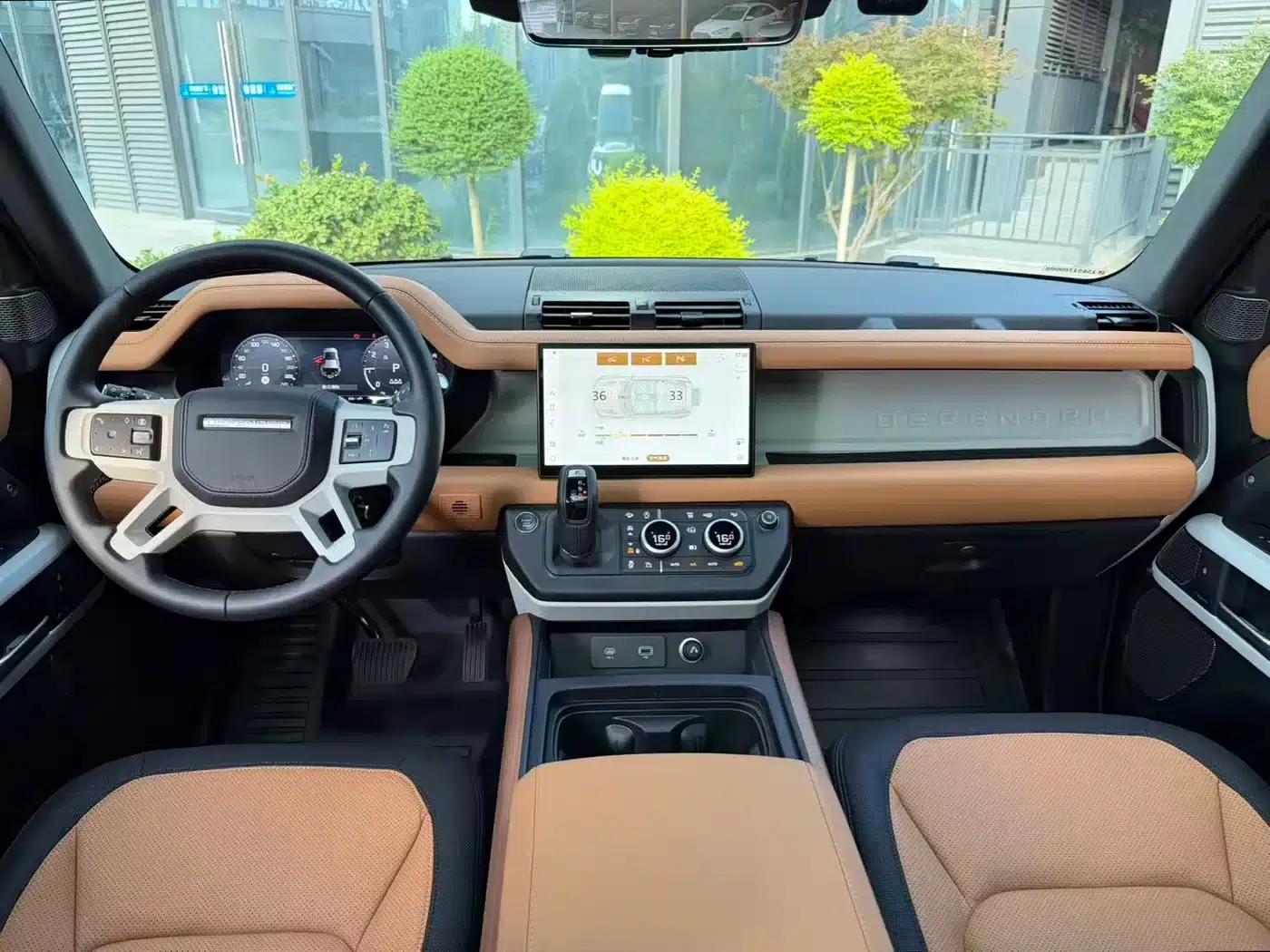 2024 Land Rover Defender 110 3.0T P400 X-DYNAMIC HSE — миниатюра 9