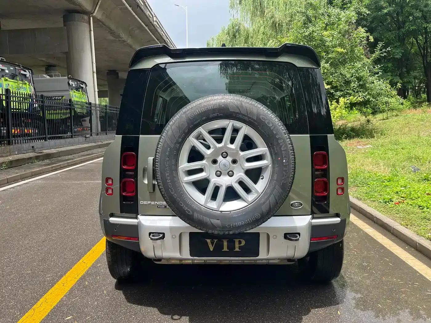 2020 Land Rover Defender 110 P400 SE — миниатюра 4
