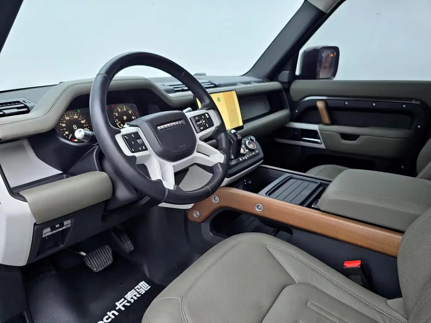 2022 Land Rover Defender 110 P400 Dark Edition — миниатюра 14