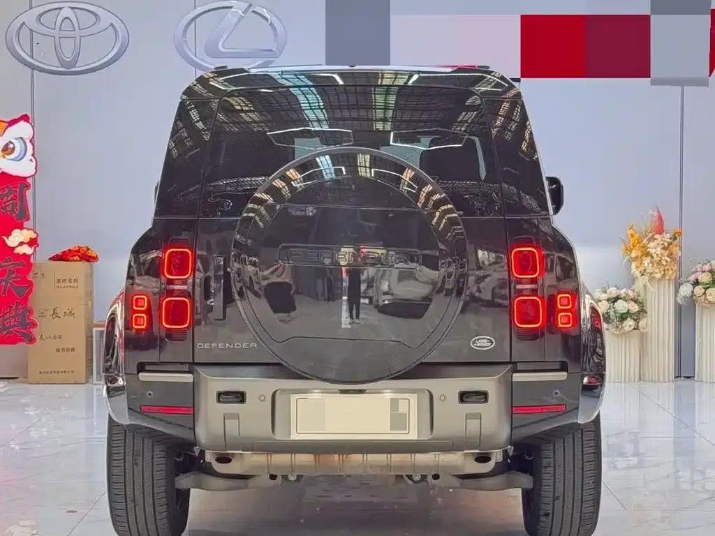 2024 Land Rover Defender 110 3.0T P400 X-DYNAMIC HSE — миниатюра 9