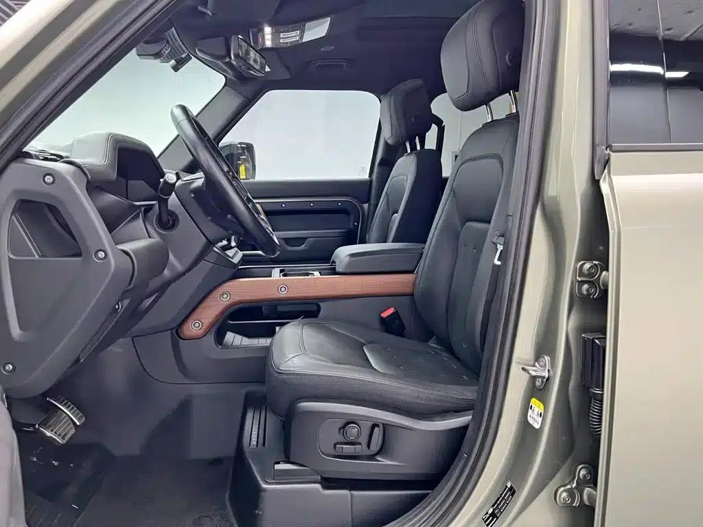 2023 Land Rover Defender 110 3.0T P400 X — миниатюра 14