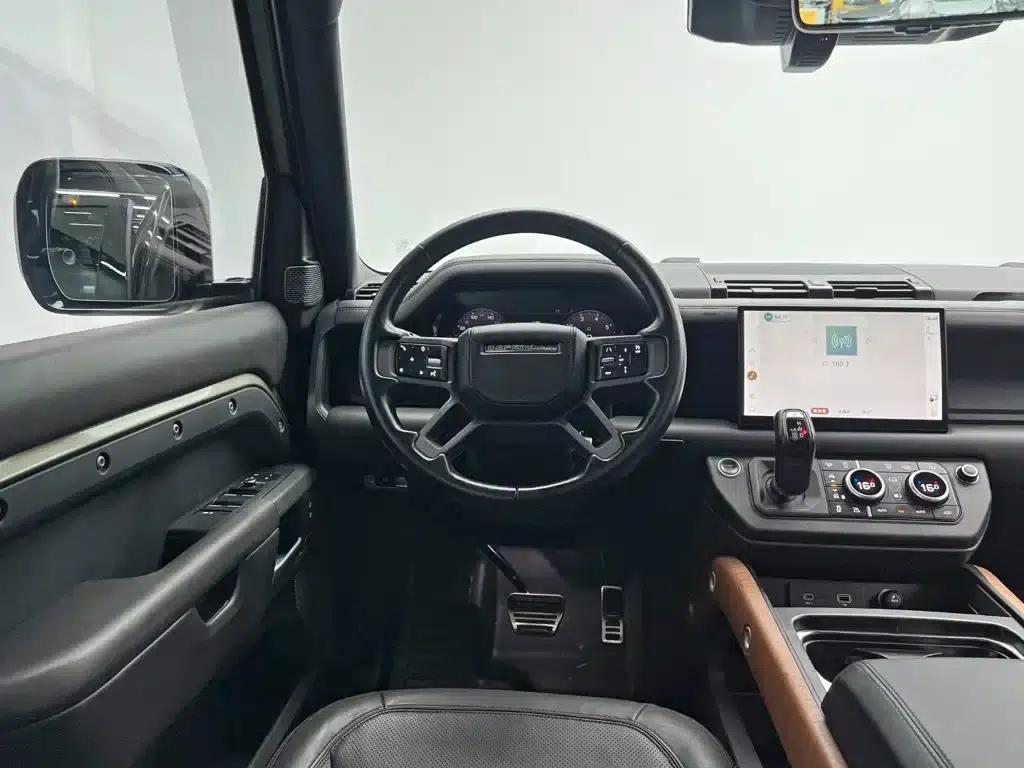 2023 Land Rover Defender 110 3.0T P400 X — миниатюра 19