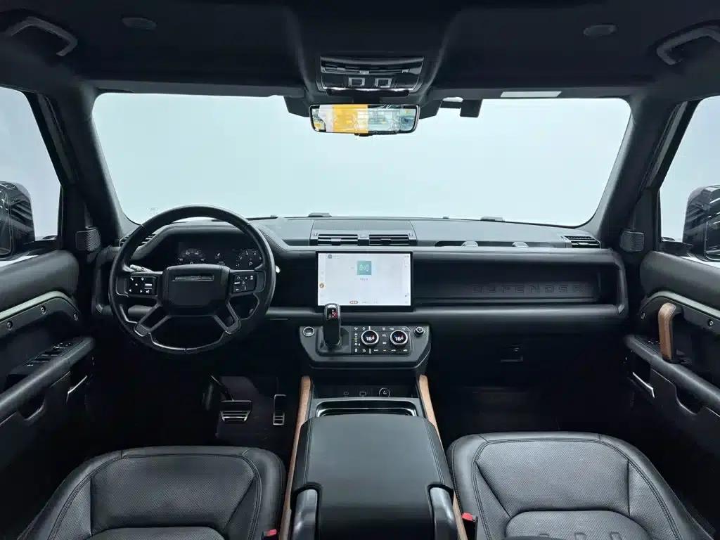 2023 Land Rover Defender 110 3.0T P400 X — миниатюра 20