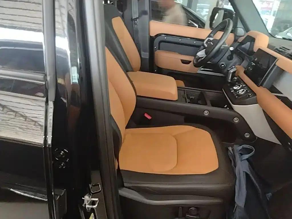 2023 Land Rover Defender Facelift 110 3.0T P400 X-DYNAMIC HSE — миниатюра 25