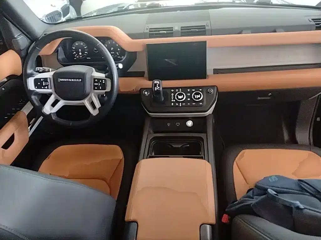 2023 Land Rover Defender Facelift 110 3.0T P400 X-DYNAMIC HSE — миниатюра 10