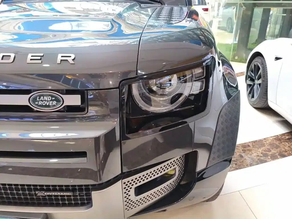 2023 Land Rover Defender Facelift 110 3.0T P400 X-DYNAMIC HSE — миниатюра 24